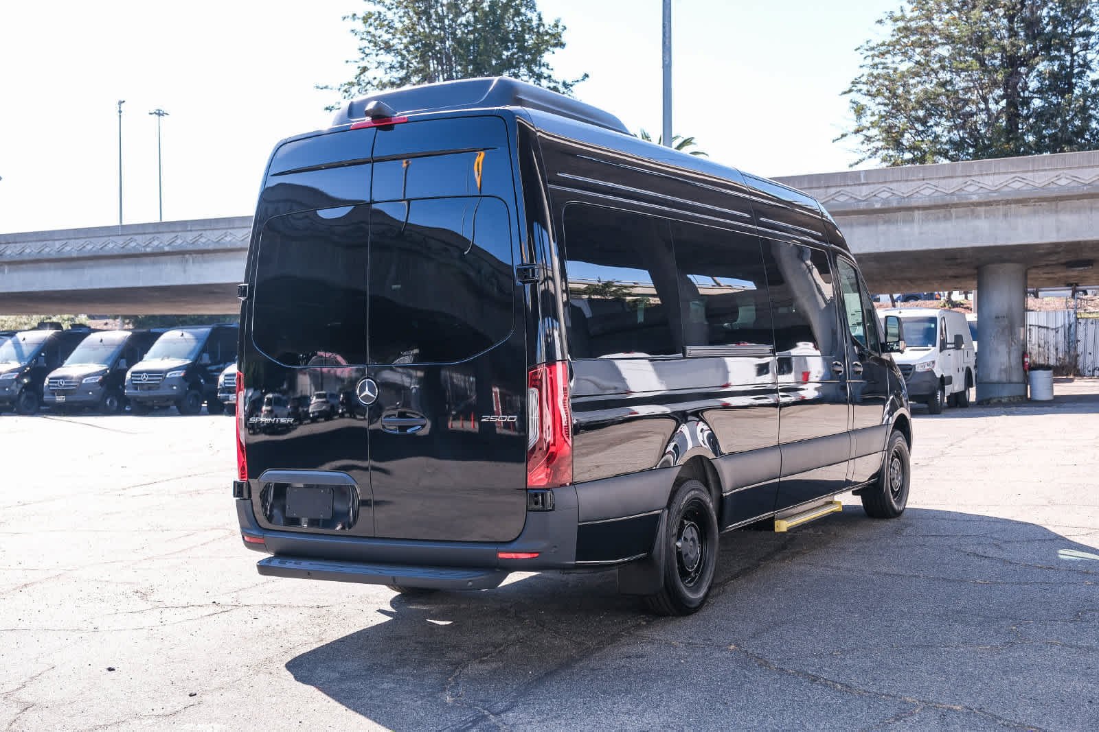 New 2026 Obsidian Black Metallic Mercedes-Benz Passenger 170 WB High Roof RWD 2.0L 4-Cylinder image 4