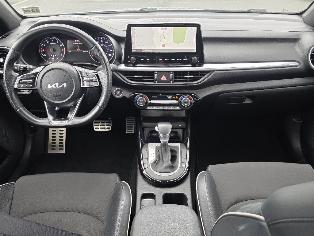 2023 Kia Forte GT-Line - Photo 2