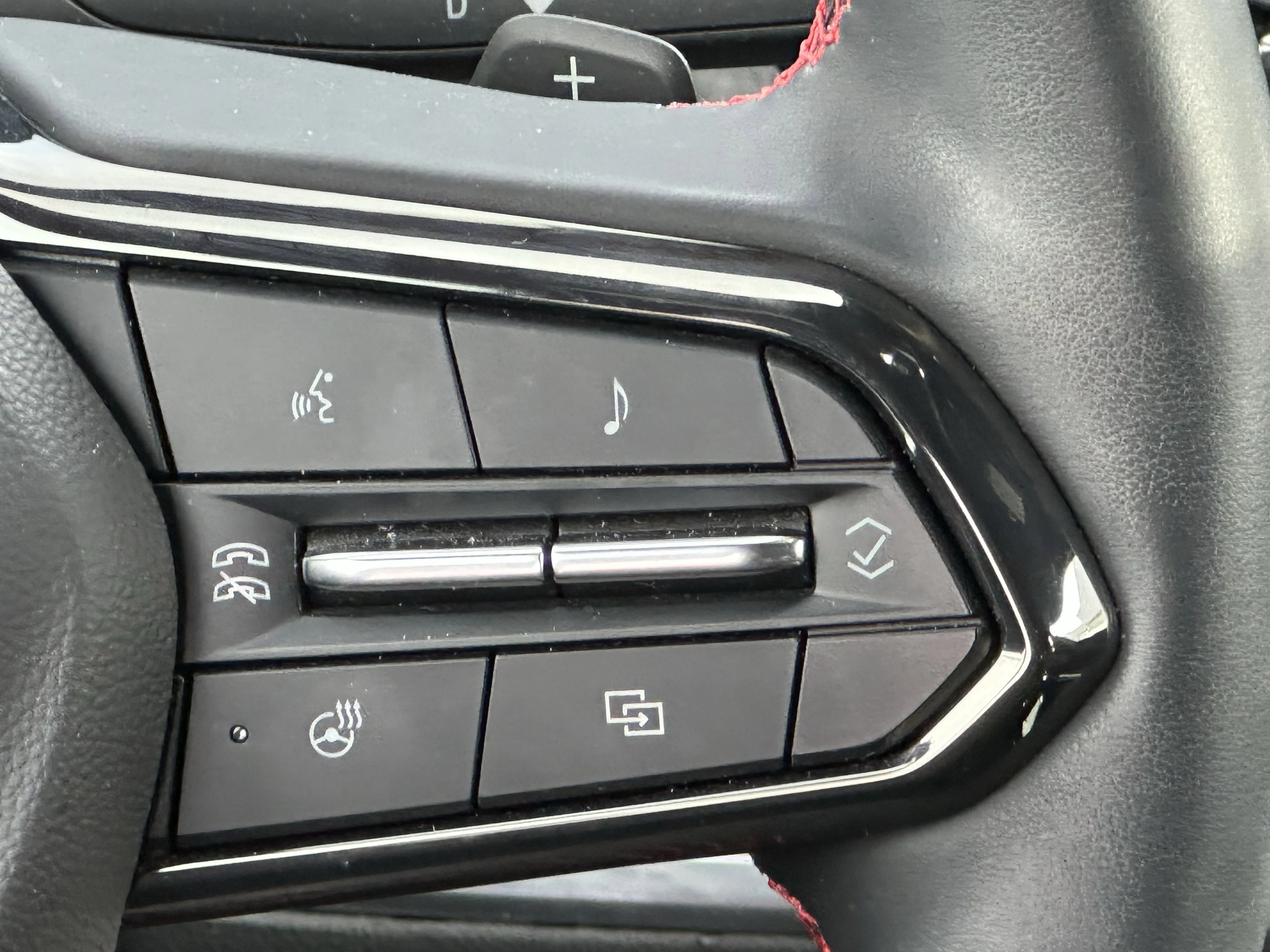 Certified Used 2025 Black Chevrolet AWD RS image 13