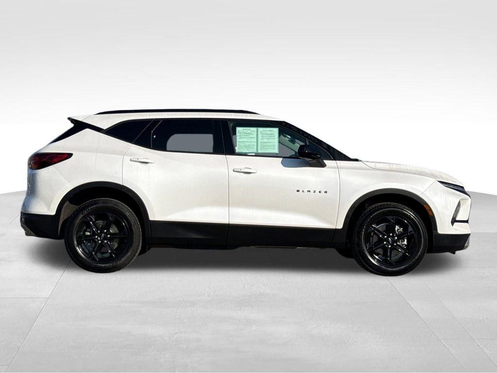 2025 Chevrolet Blazer 2LT - Photo 6