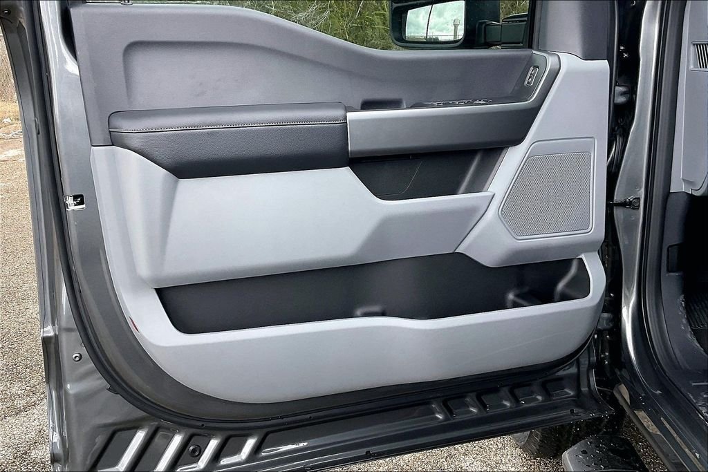 New 2026 Ford Super Duty F-250 XL 4D Crew Cab