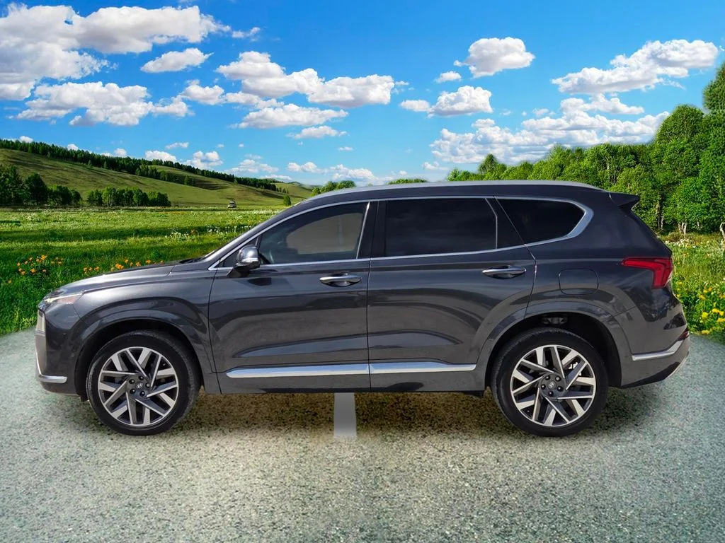Used 2023 Gray Hyundai Calligraphy image 3