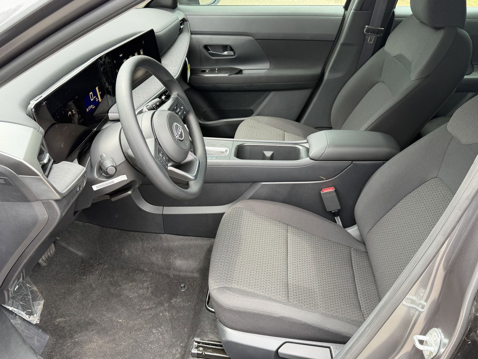New 2026 Gray Nissan S image 17