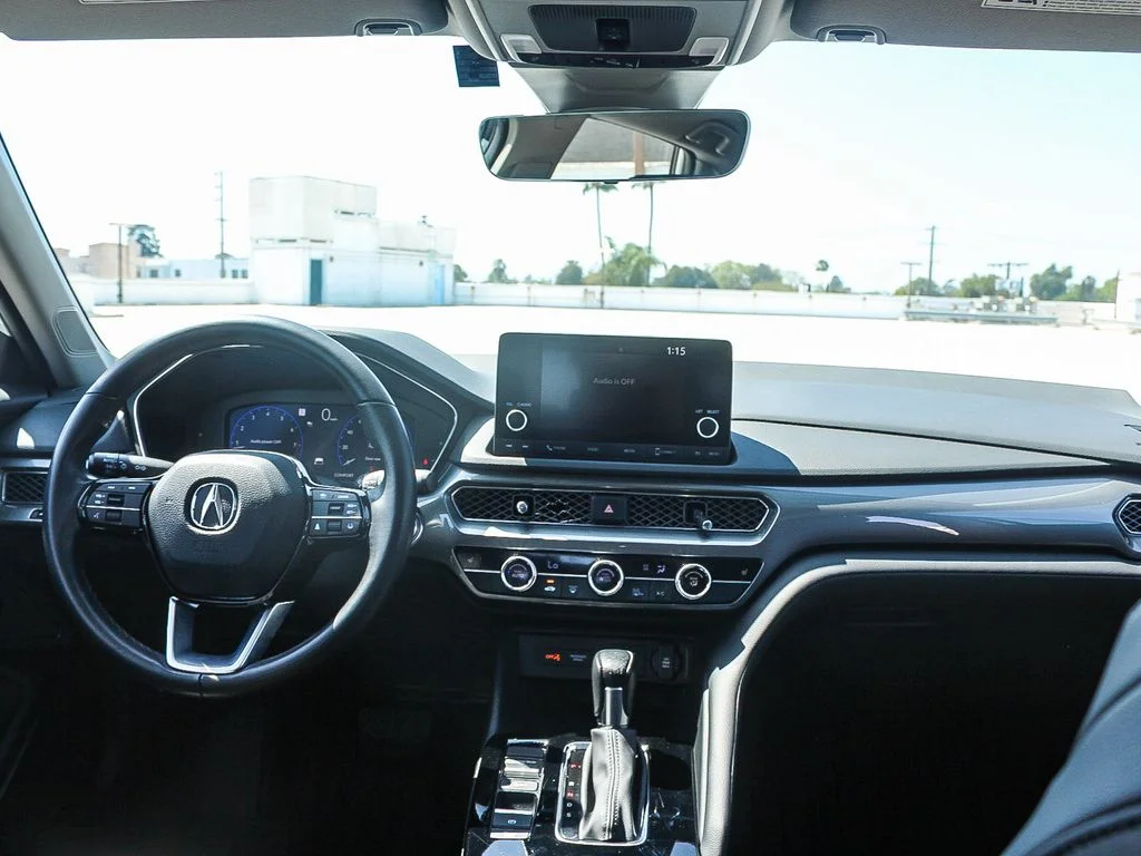 Used 2025 Platinum White Pearl Acura Base image 12