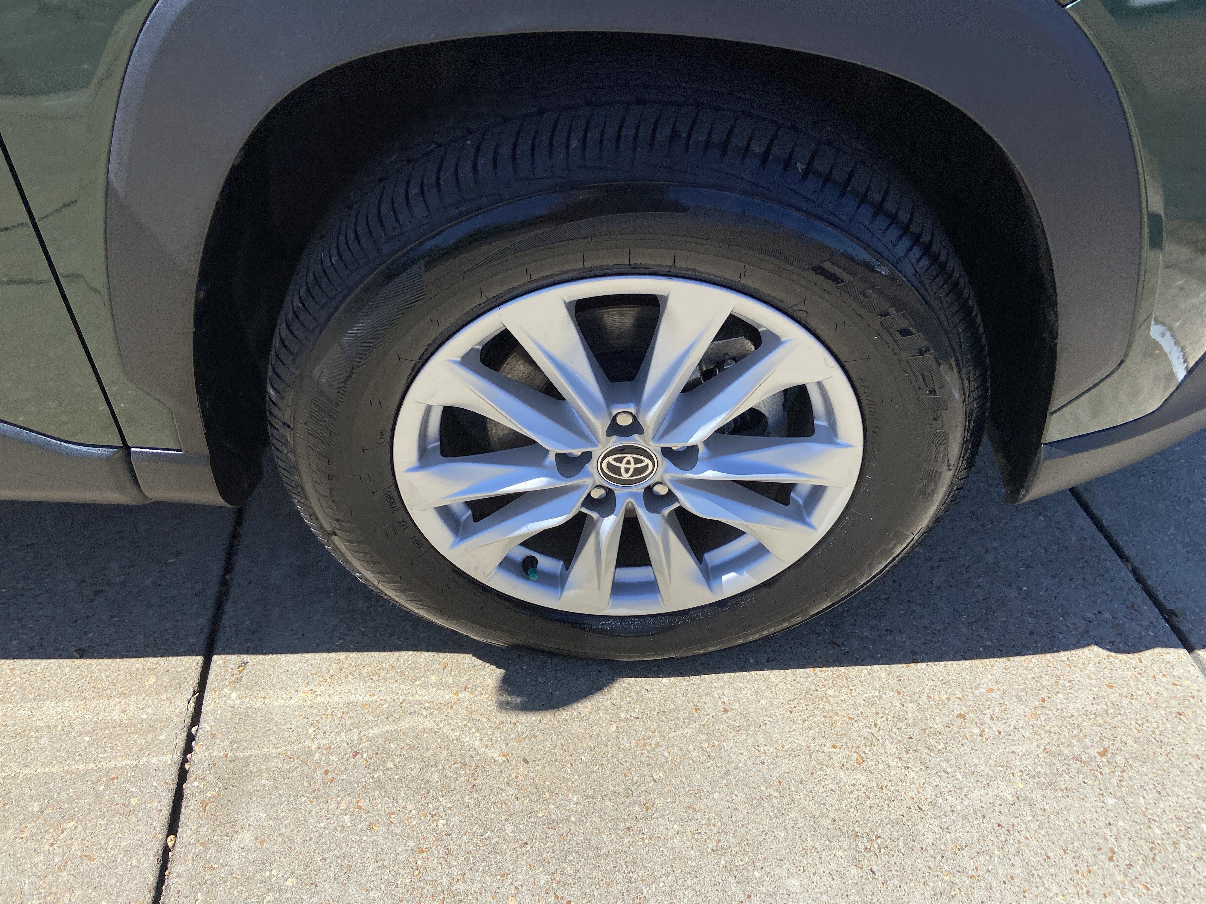 Used 2022 Cypress Toyota LE image 32