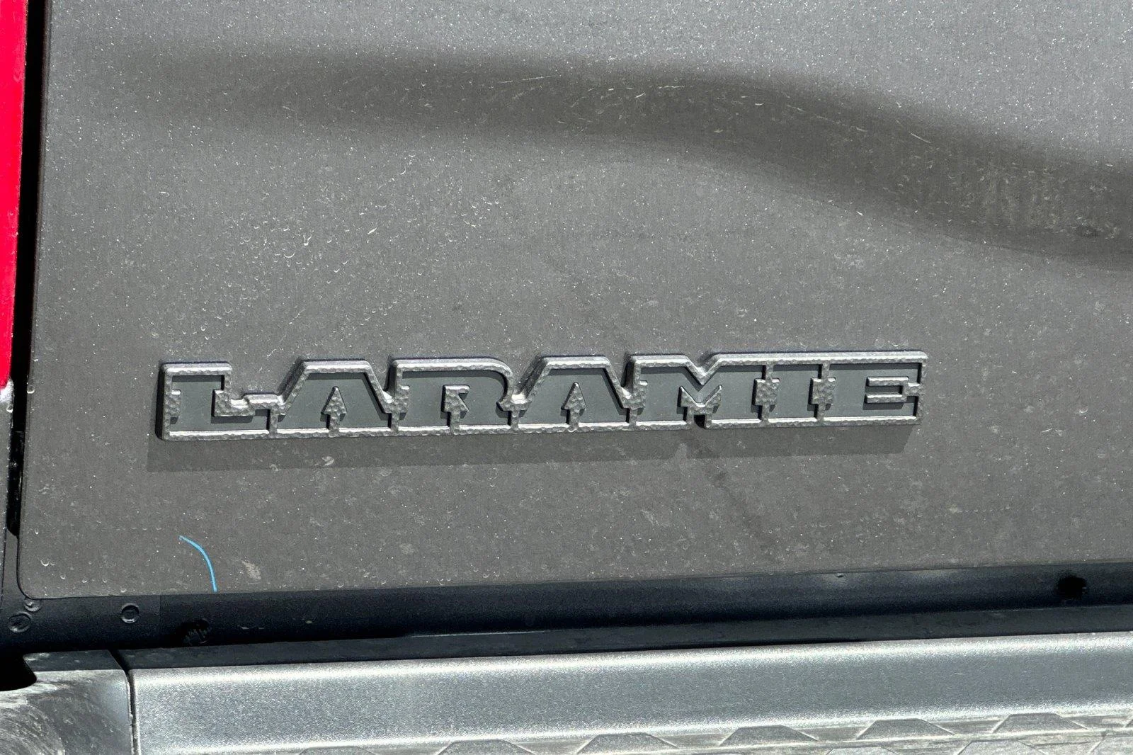 New 2026 Granite Crystal Metallic Clear-Coat Exterior Paint RAM Laramie image 25