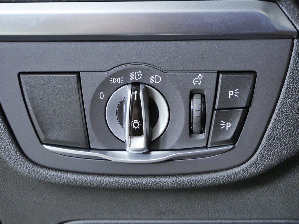 Certified Used 2024 Carbon Black Metallic BMW xDrive30i image 42