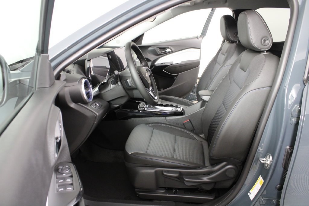 2026 Chevrolet Trax LT - Photo 20