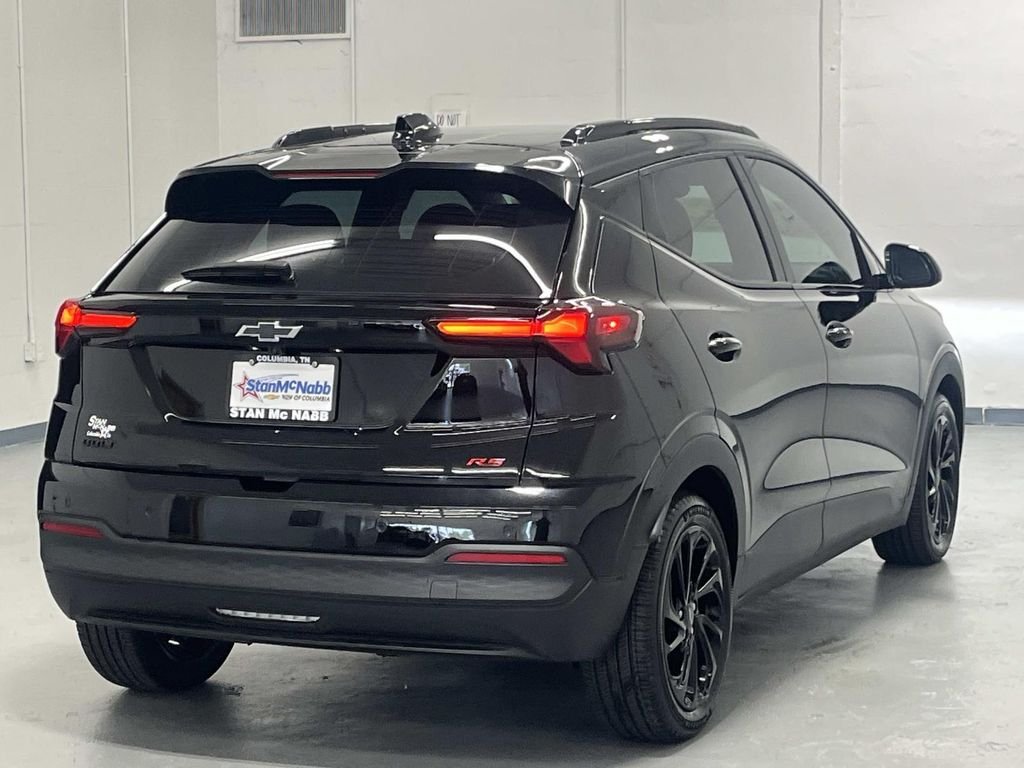 2027 Chevrolet Bolt RS - Photo 8