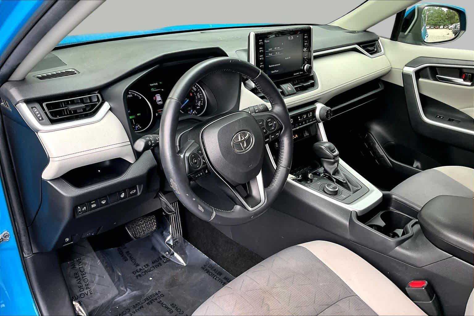 Used 2019 Blue Flame Toyota Hybrid XLE image 17