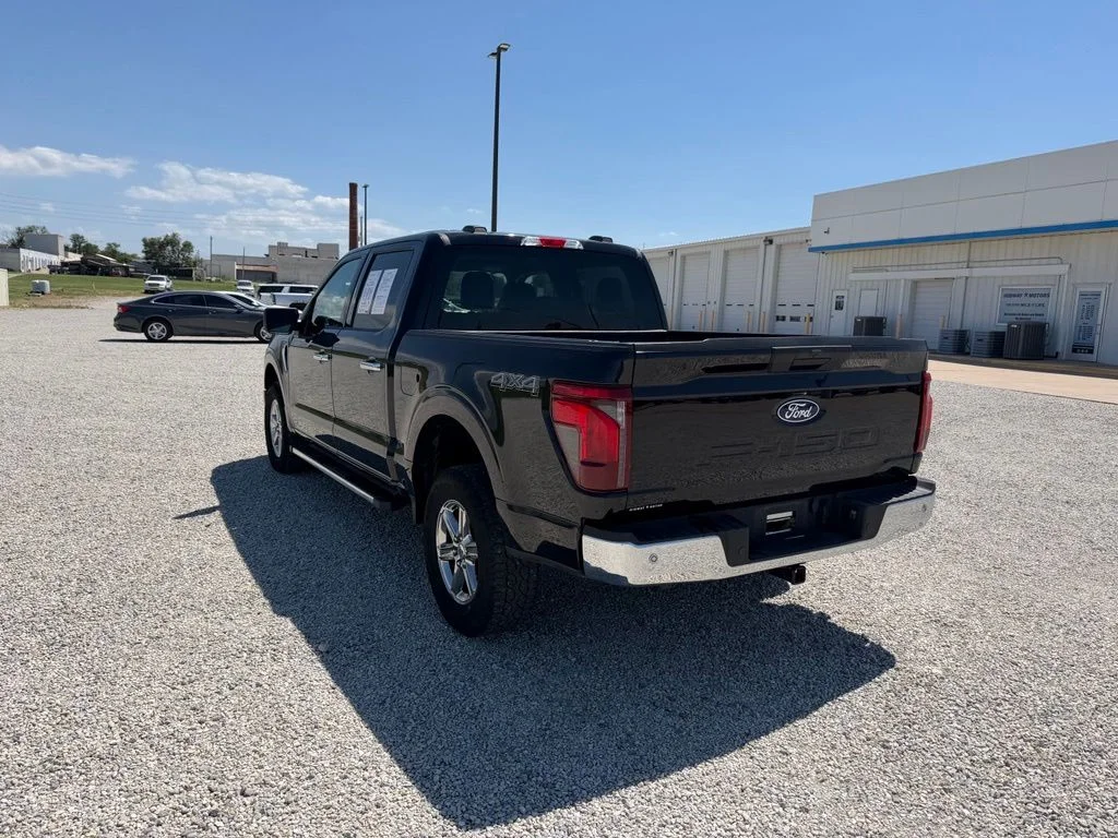 Used 2025 Black Ford XLT image 6