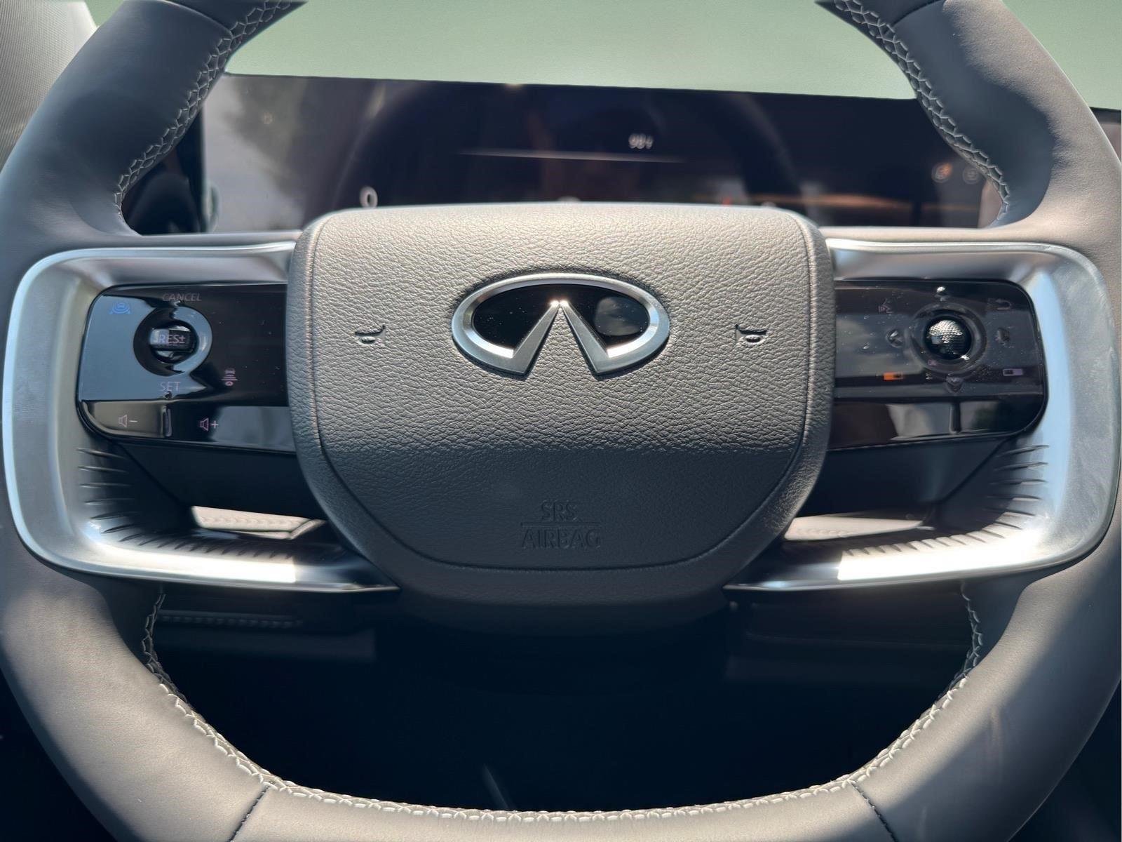 New 2027 RADIANT WHITE INFINITI Luxe 4WD image 20