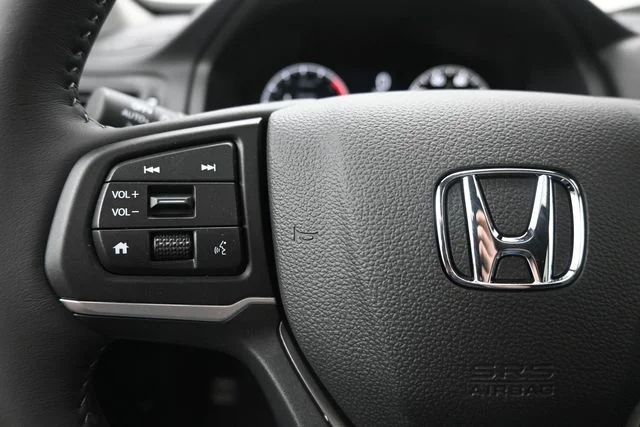 New 2026 Platinum White Pearl Honda RTL image 30