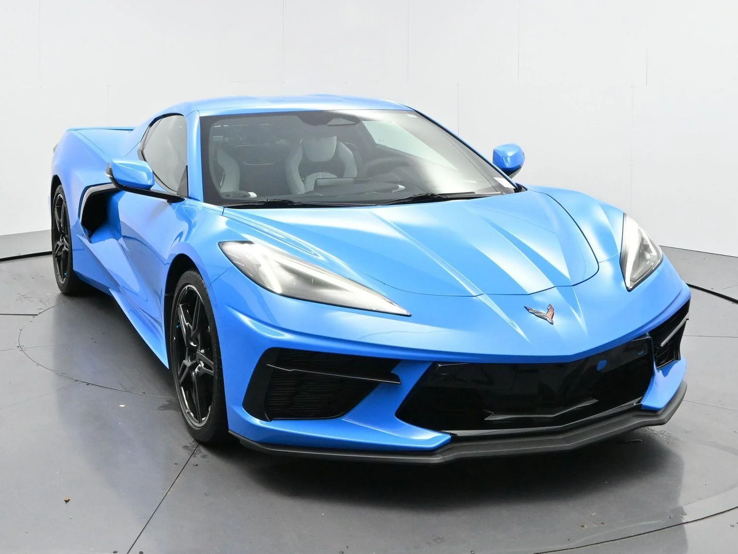 Used 2024 Rapid Blue Chevrolet 2LT image 2
