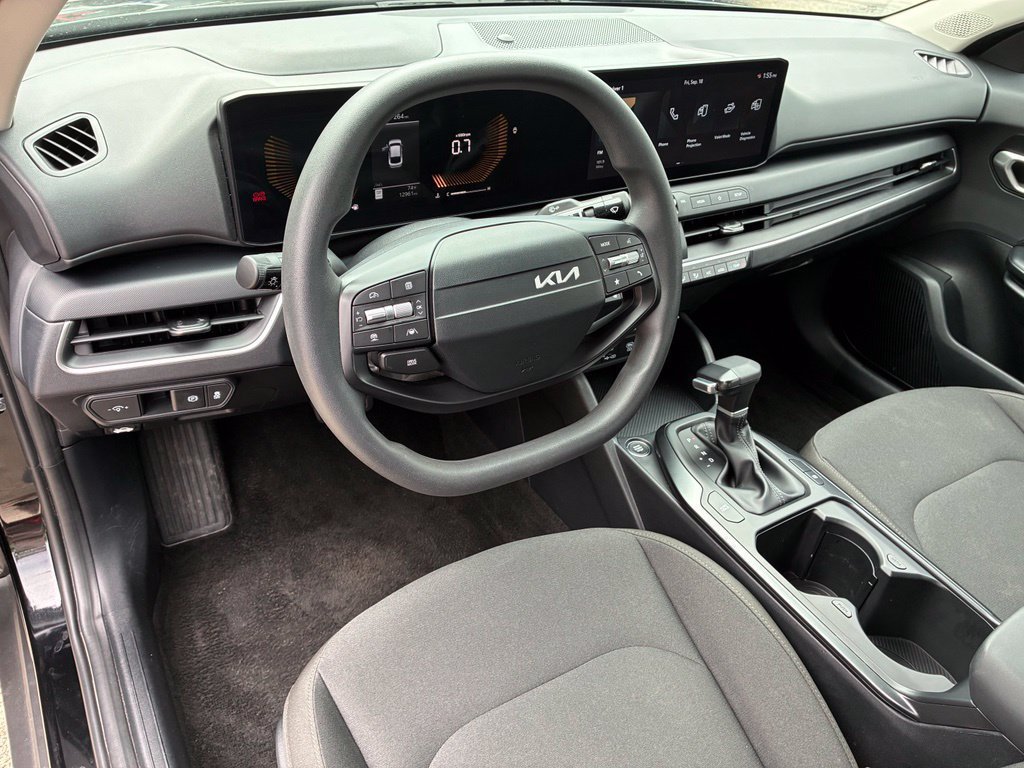 Used 2026 Black Kia LXS image 16