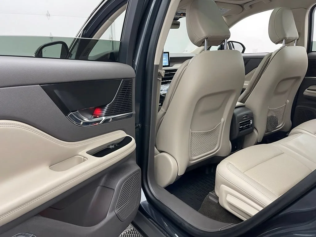 Used 2022 Blue Lincoln Reserve image 39