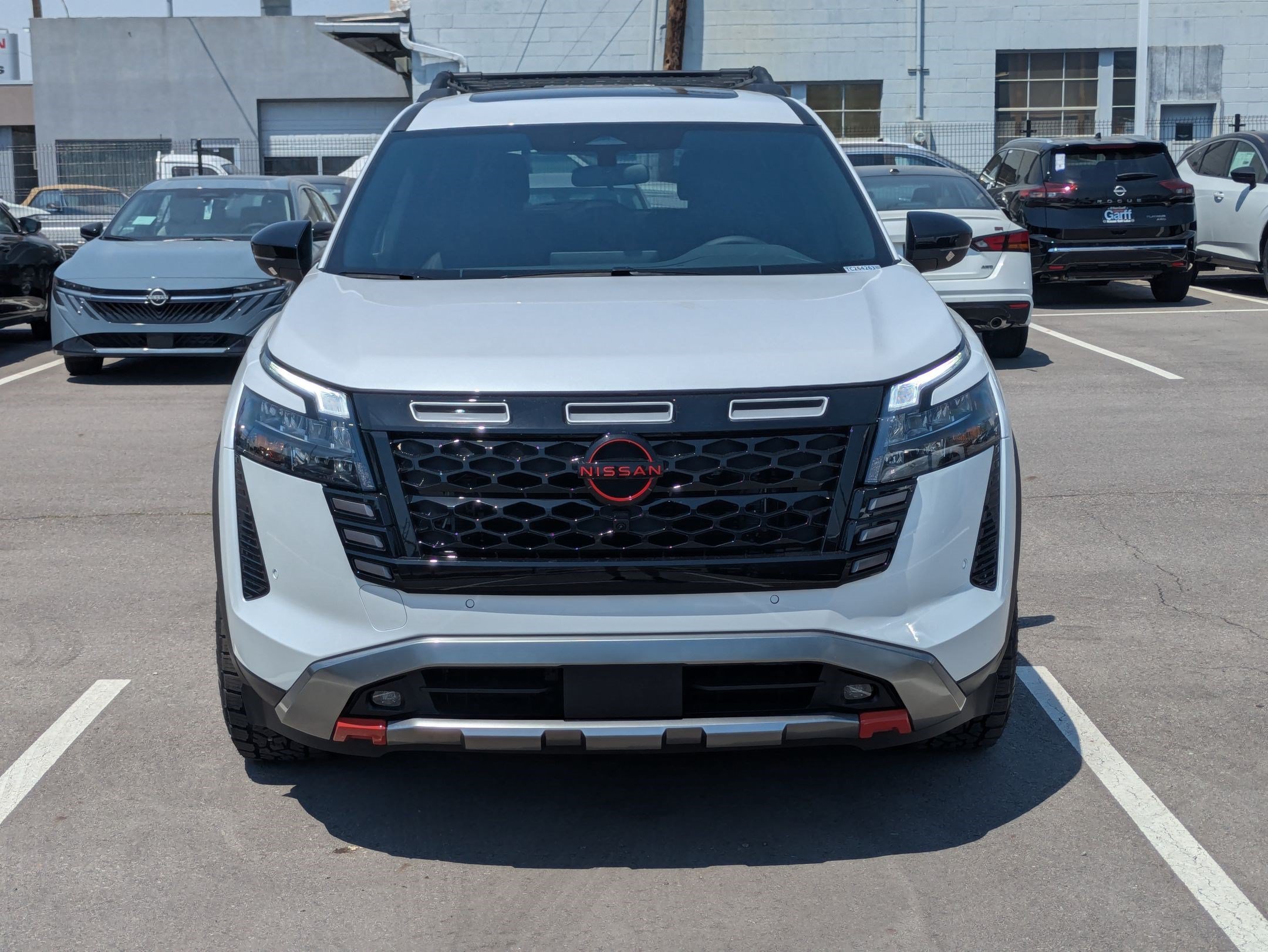 New 2026 Everest White Pearl Tricoat Nissan Rock Creek image 9