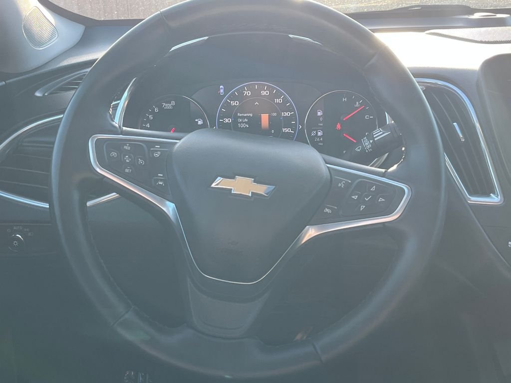Used 2024 White Chevrolet LT image 14