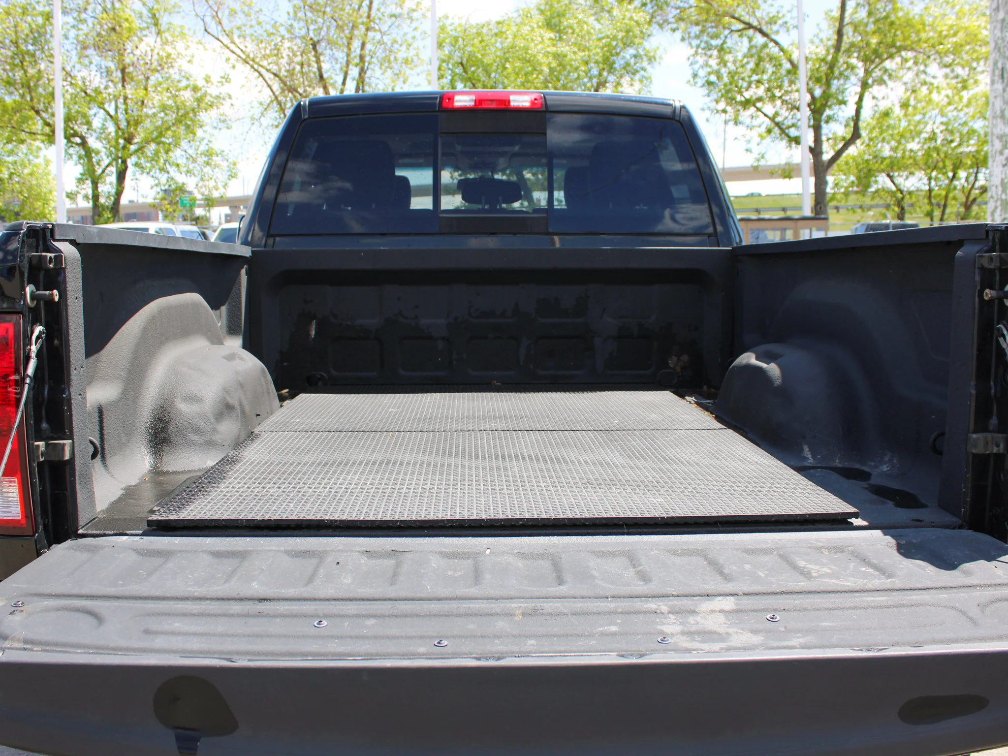 Used 2012 Black RAM Laramie * Cummins diesel, Airbag Suspension, Sunroof, Cooled/Heated Leather image 11