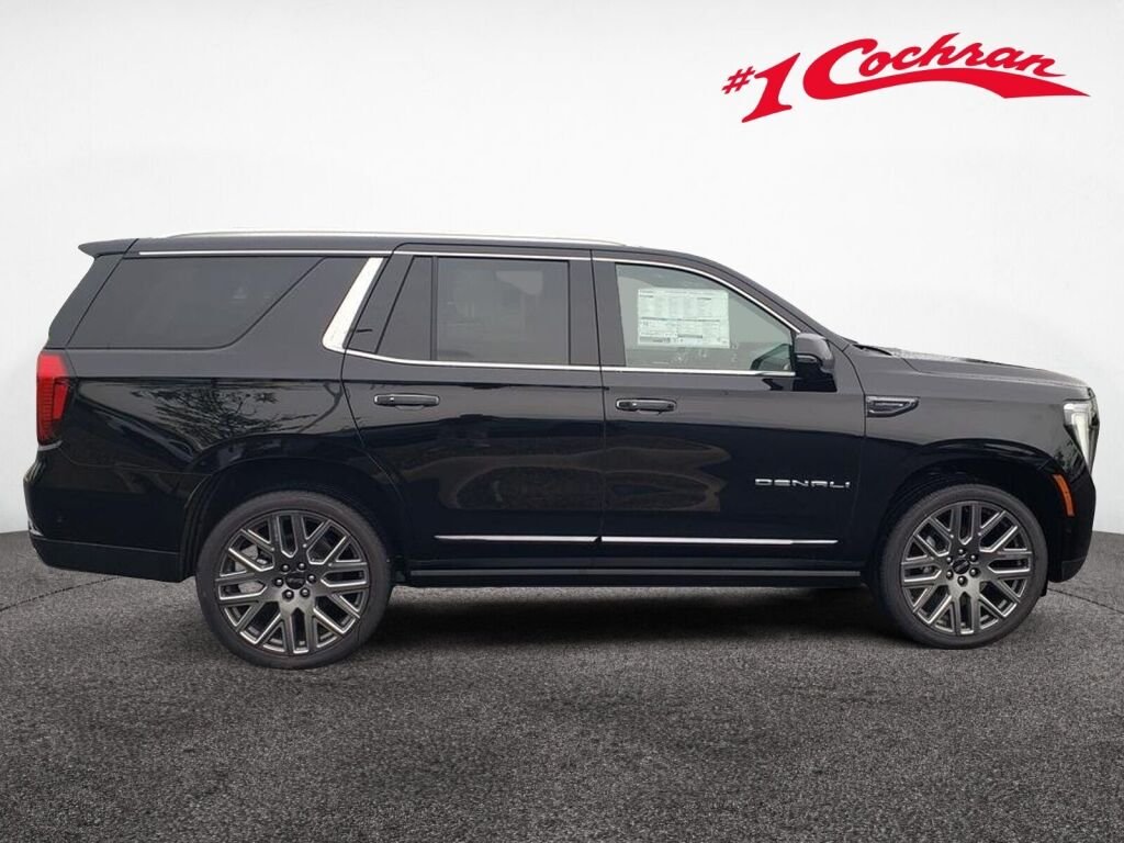 2026 GMC Yukon Denali Ultimate - Photo 9