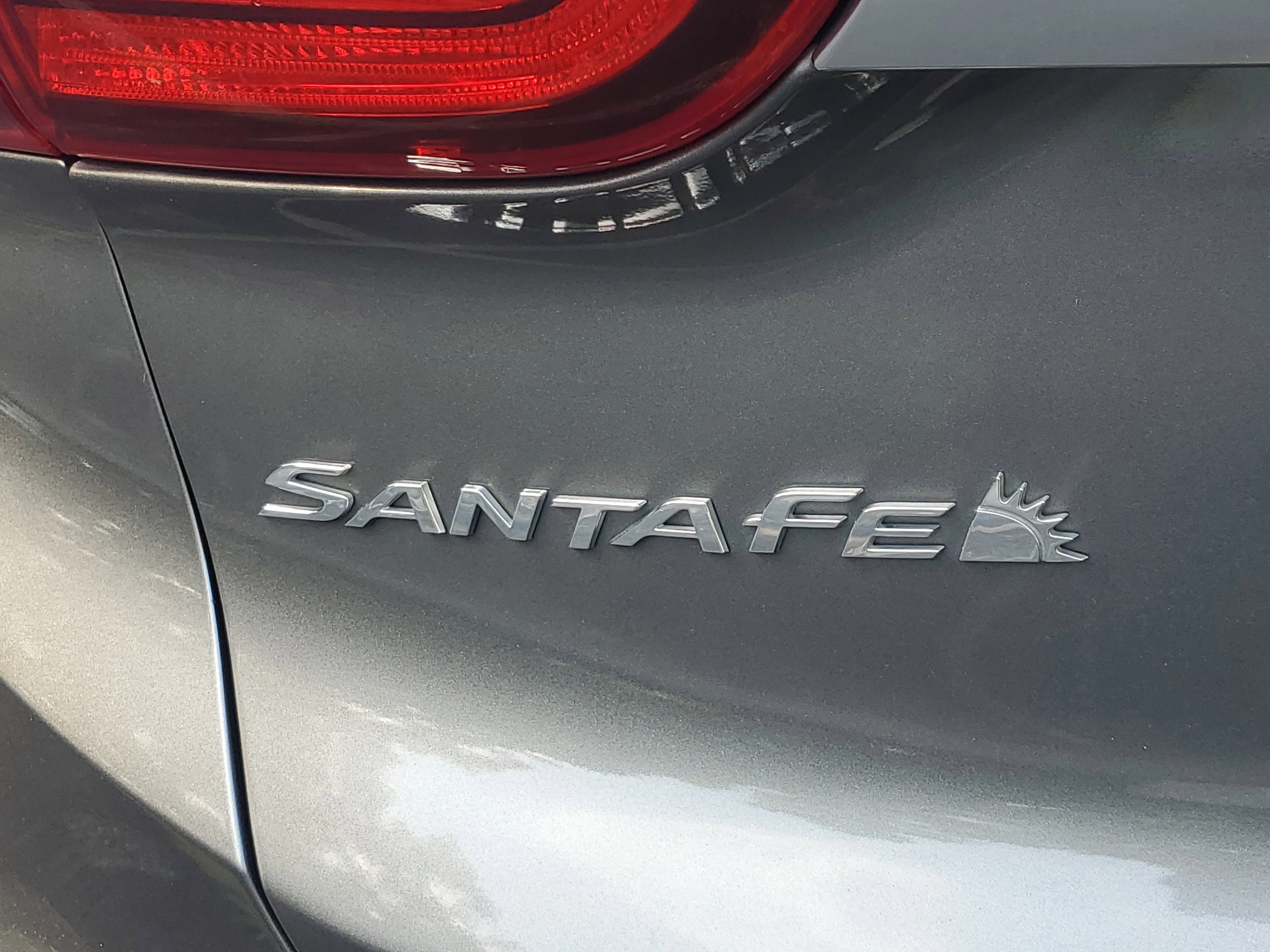 Used 2020 Machine Gray Hyundai SE image 7