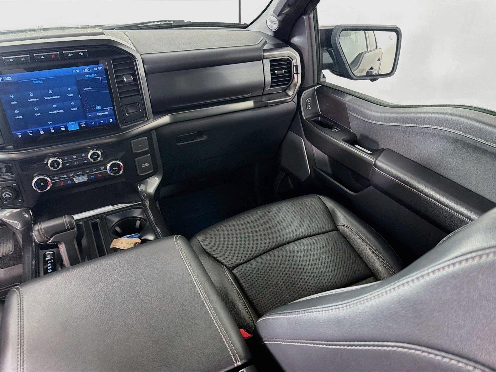 Used 2023 Agate Black Ford LARIAT image 27