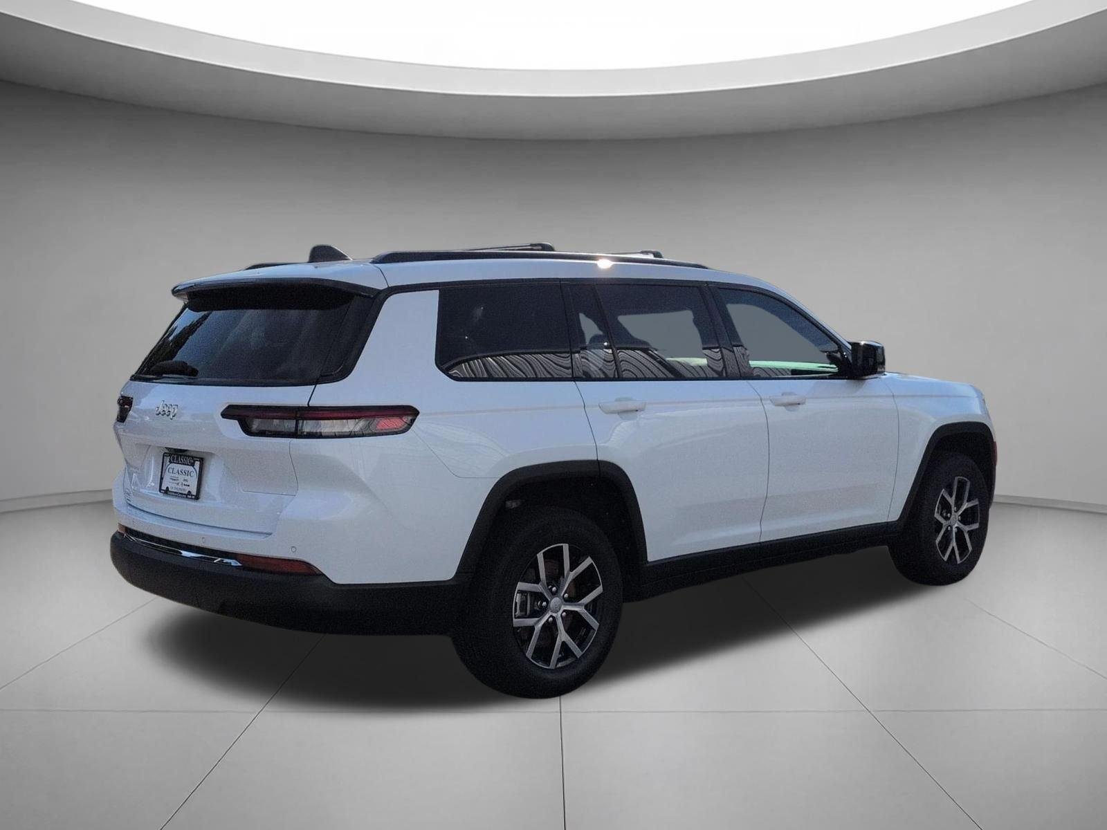 Used 2025 Bright White Clearcoat Jeep Limited image 5