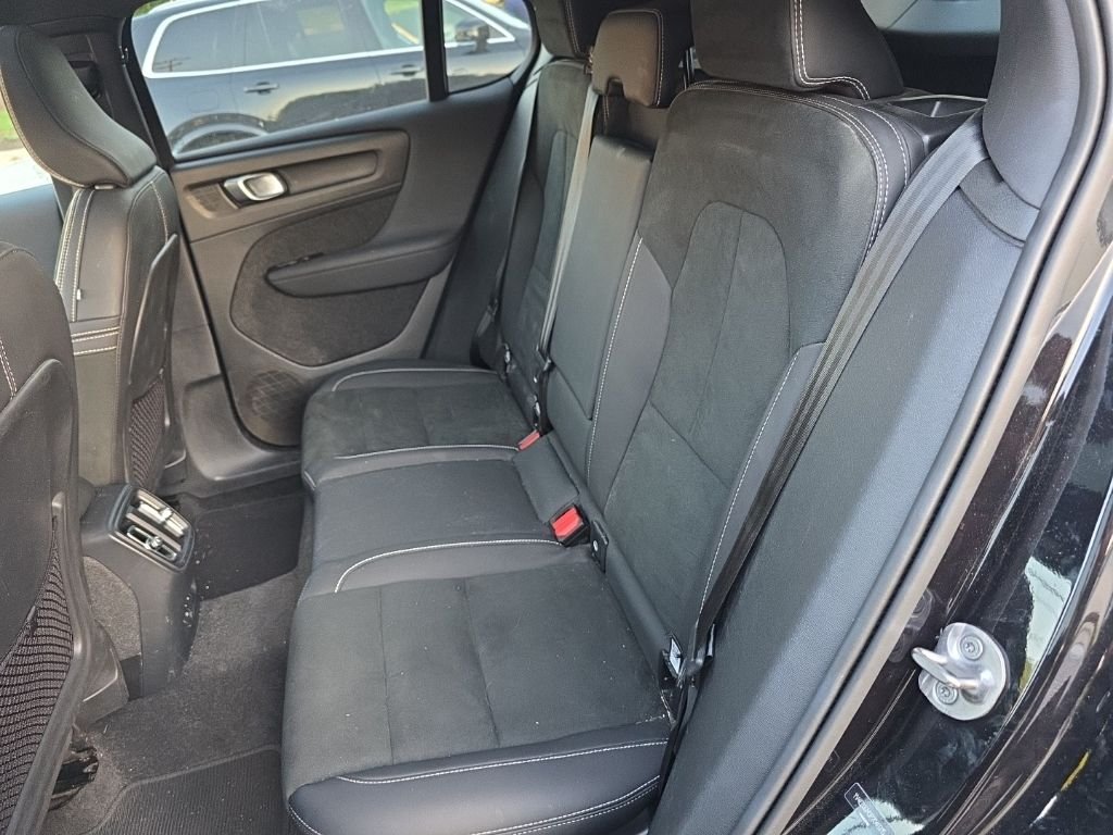Used 2023 Black Volvo Ultimate image 6