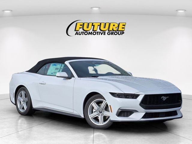 2026 Ford Mustang EcoBoost Convertible's photo