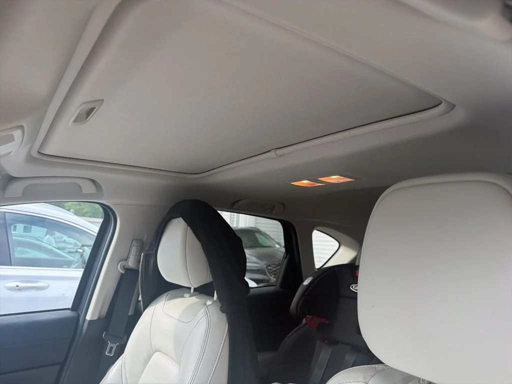 Used 2020 Blue Mazda Grand Touring image 7