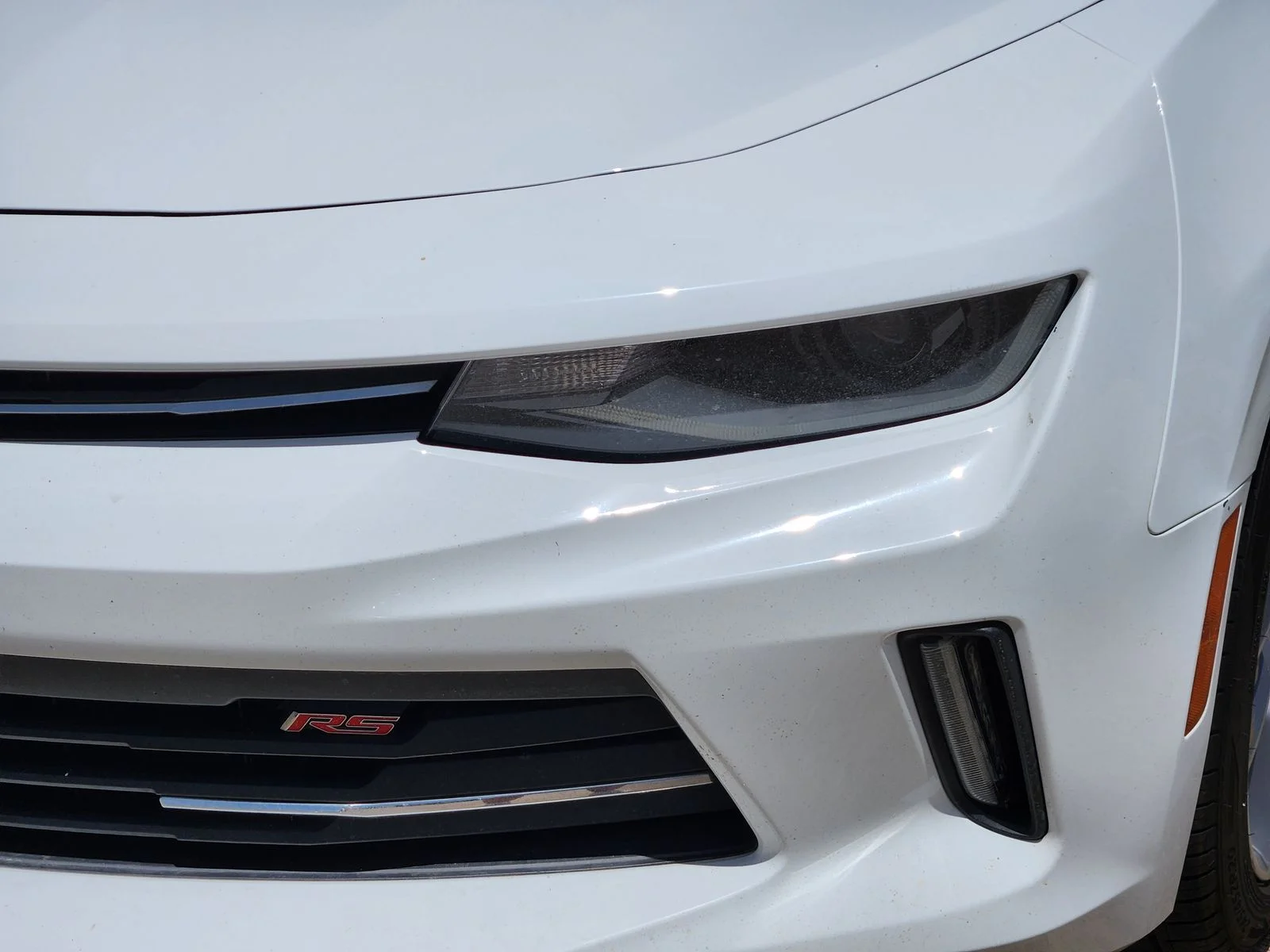 Used 2017 White Chevrolet 2LT image 7