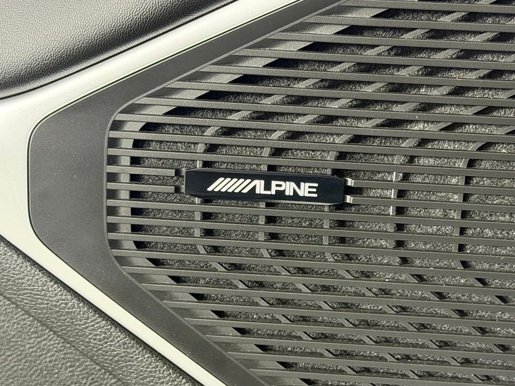 Certified Used 2023 White Wagoneer Base image 12