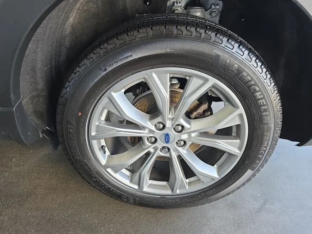 Used 2024 White Metallic Ford XLT image 32