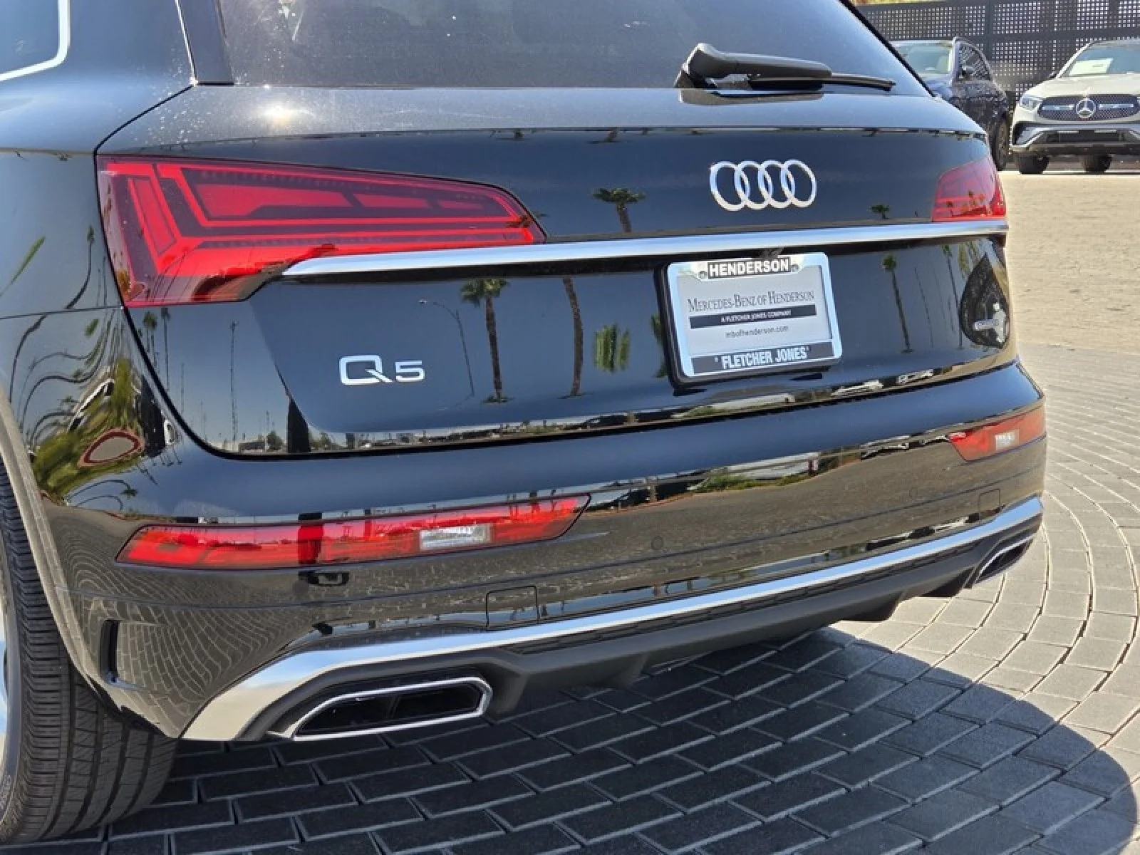 Used 2025 MYTHOS BLACK MET Audi S line Premium Plus image 4
