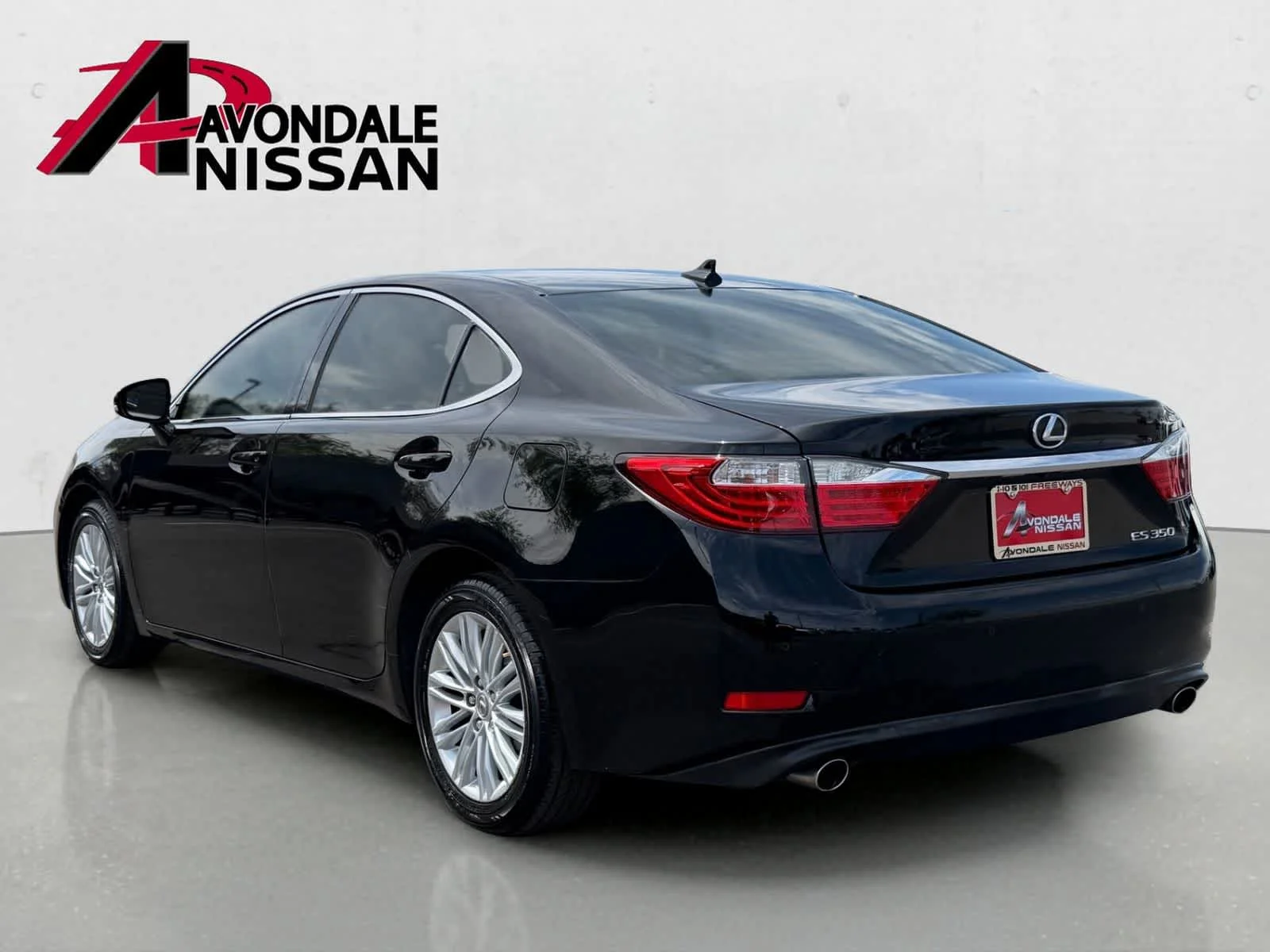 Used 2013 Obsidian Lexus 4dr Sdn image 4