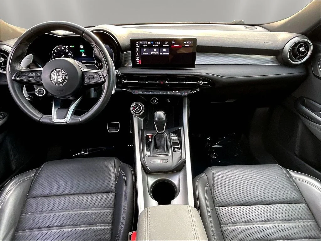 Used 2024 Grigio Alfa Romeo Veloce image 7