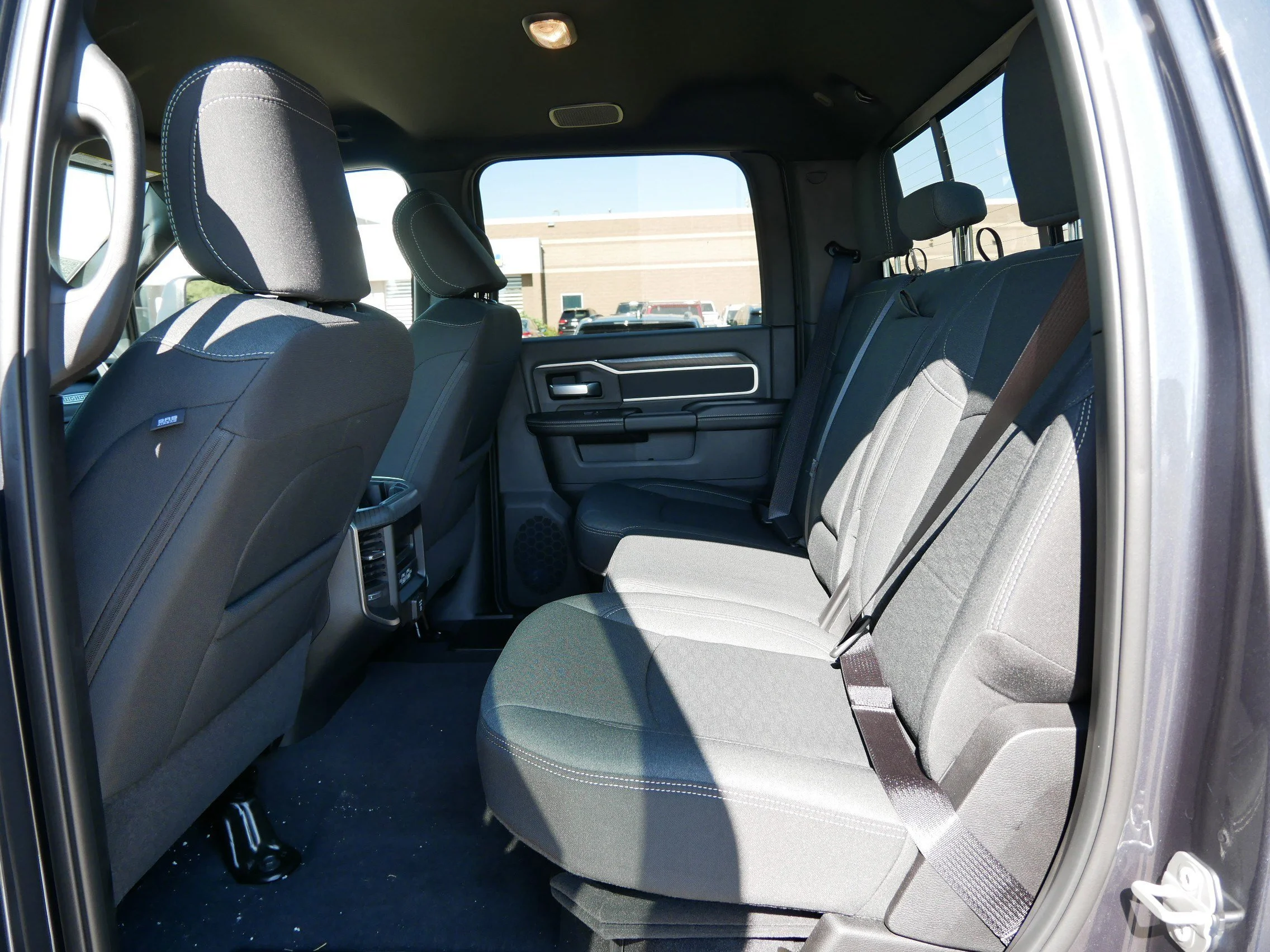 2026 RAM 2500 Big Horn - Photo 8