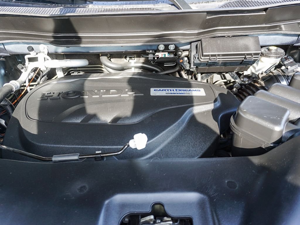 Used 2017 Blue Honda Touring image 26