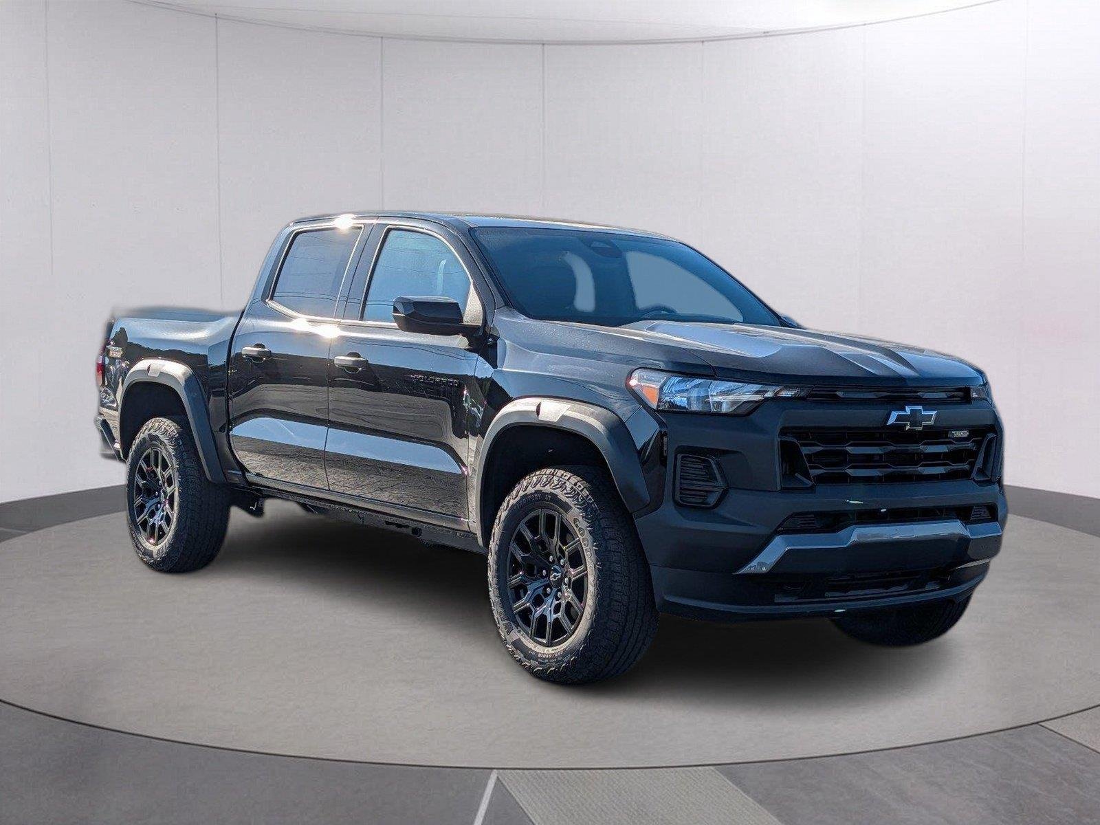 New 2026 Black Chevrolet Trail Boss image 9