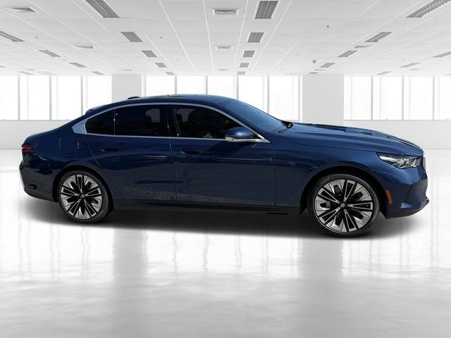 2026 Bmw 530i photo 3