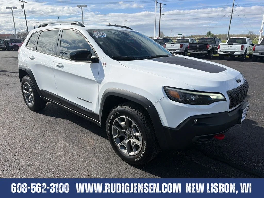 Used 2022 White Jeep Trailhawk image 7