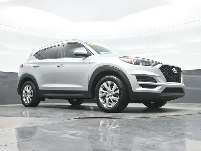 Used 2019 Silver Hyundai Value image 23
