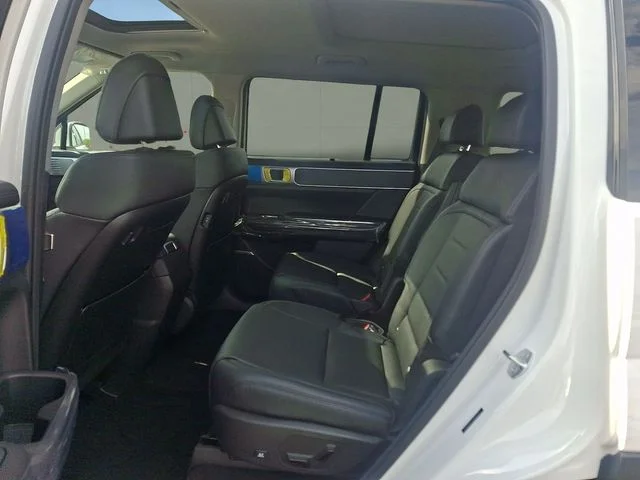 New 2027 White Hyundai Limited image 8
