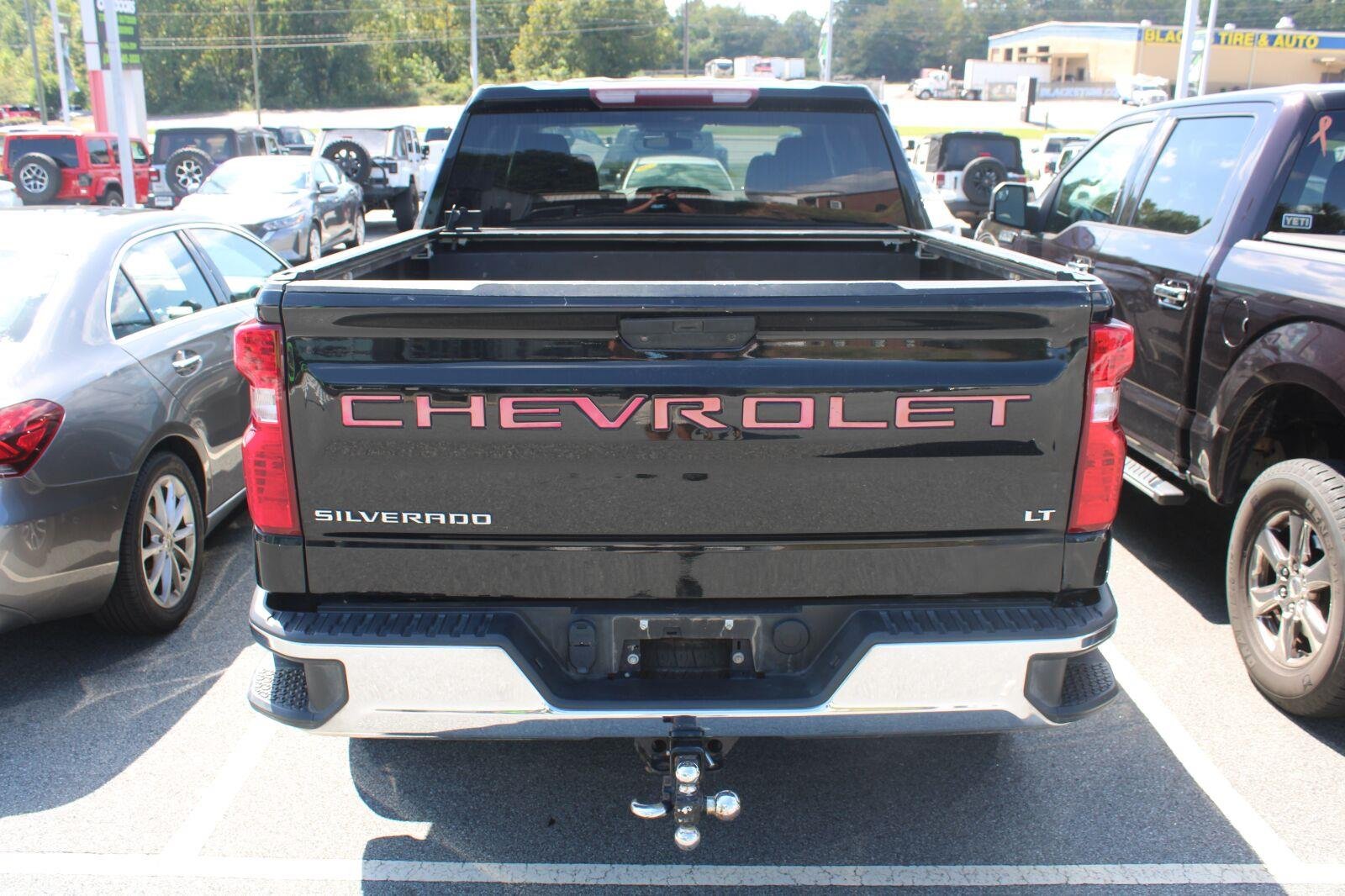 Used 2021 Black Chevrolet LT image 5