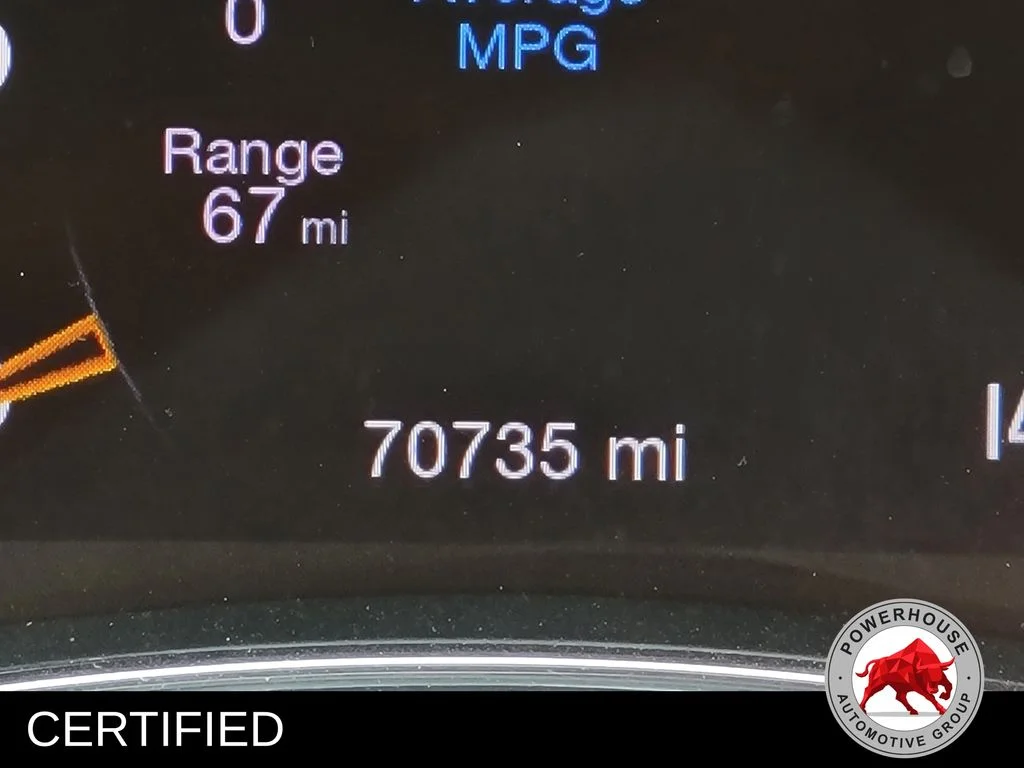 Used 2019 Silver Jeep Limited image 35