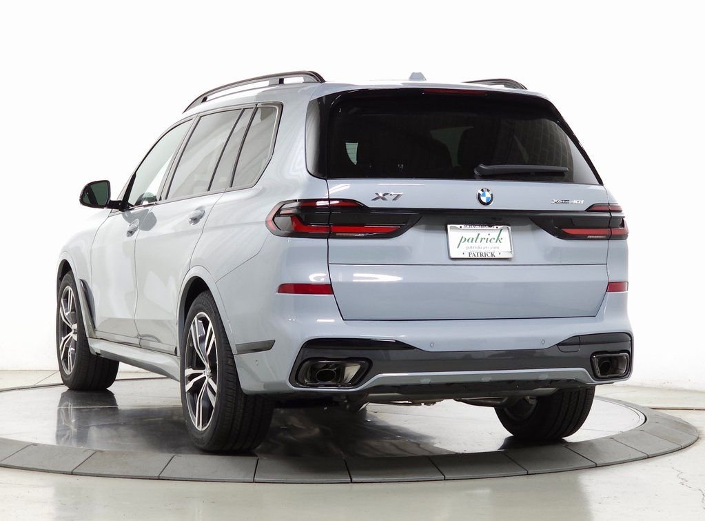 Used 2026 Gray Metallic BMW xDrive40i image 6