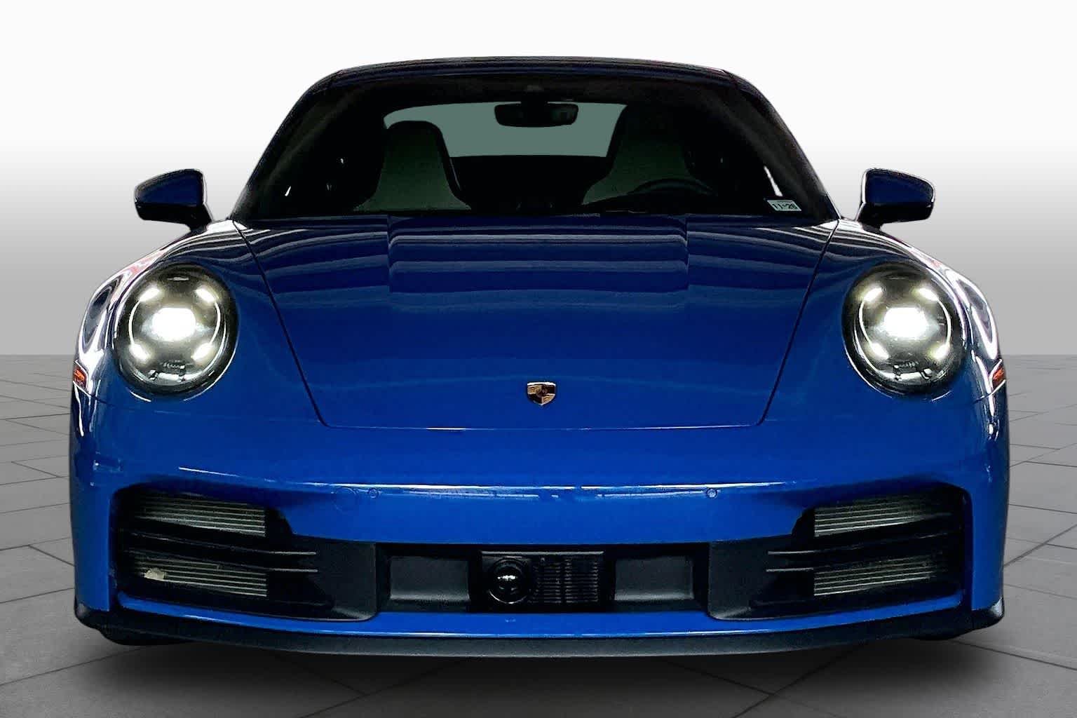 Used 2025 Lugano Blue Porsche Carrera image 3