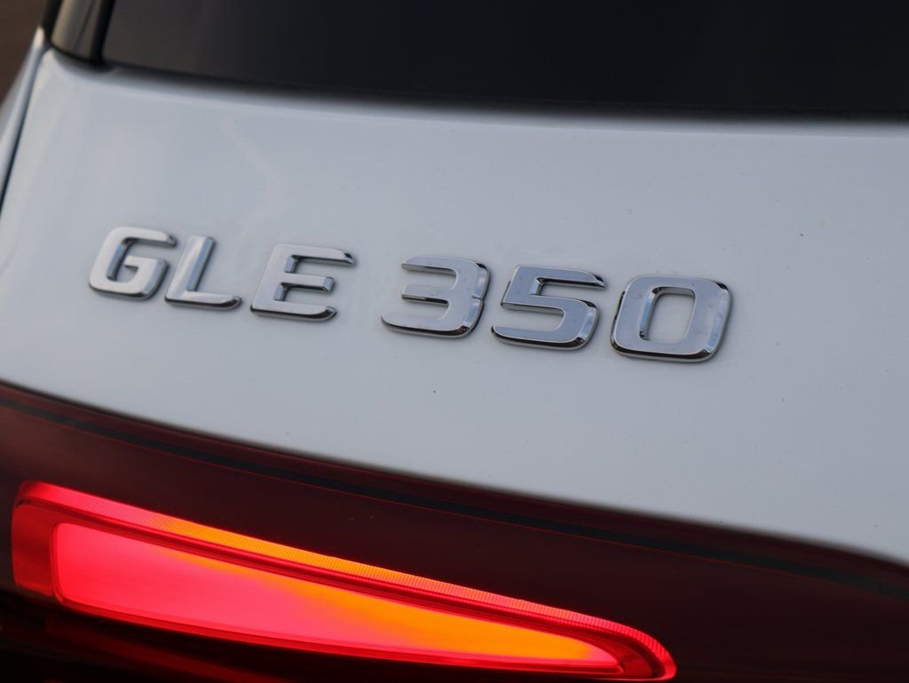 New 2026 Polar White Mercedes-Benz GLE 350 image 8