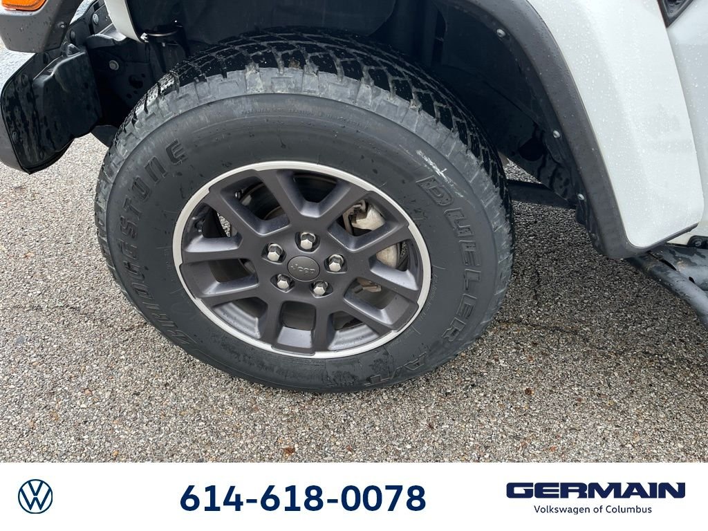 Used 2021 White Jeep Unlimited Sport image 19