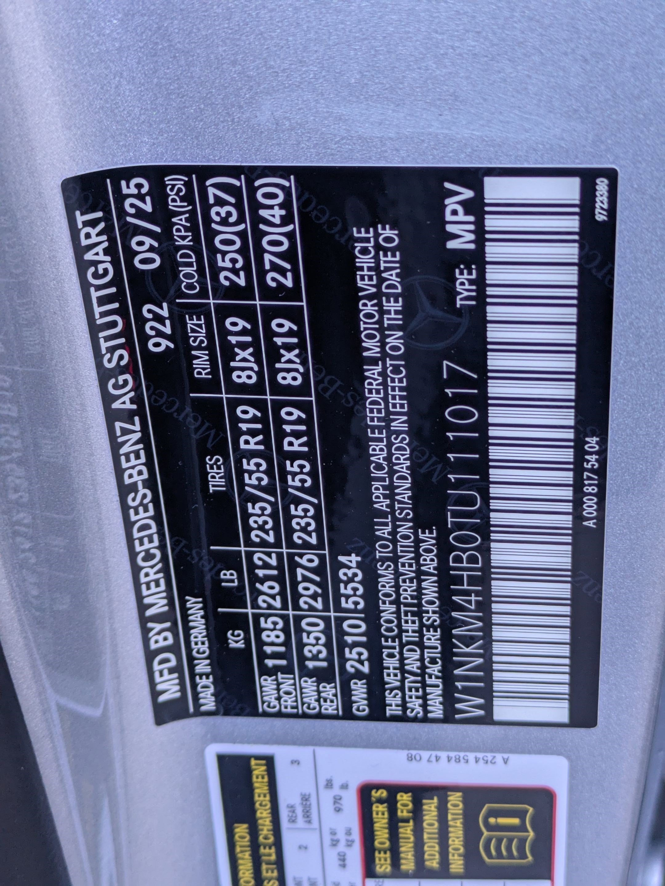 New 2026 Cirrus Silver Metallic Mercedes-Benz GLC 300 image 34